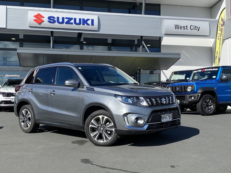 2022 Suzuki Vitara 1