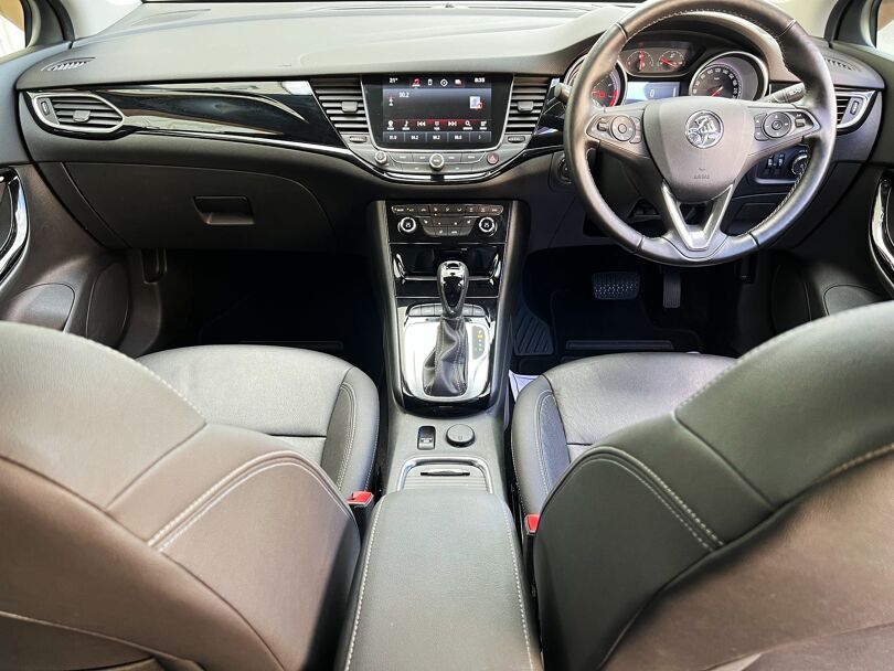 2018 Holden Astra 9