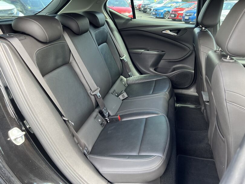 2019 Holden Astra 13