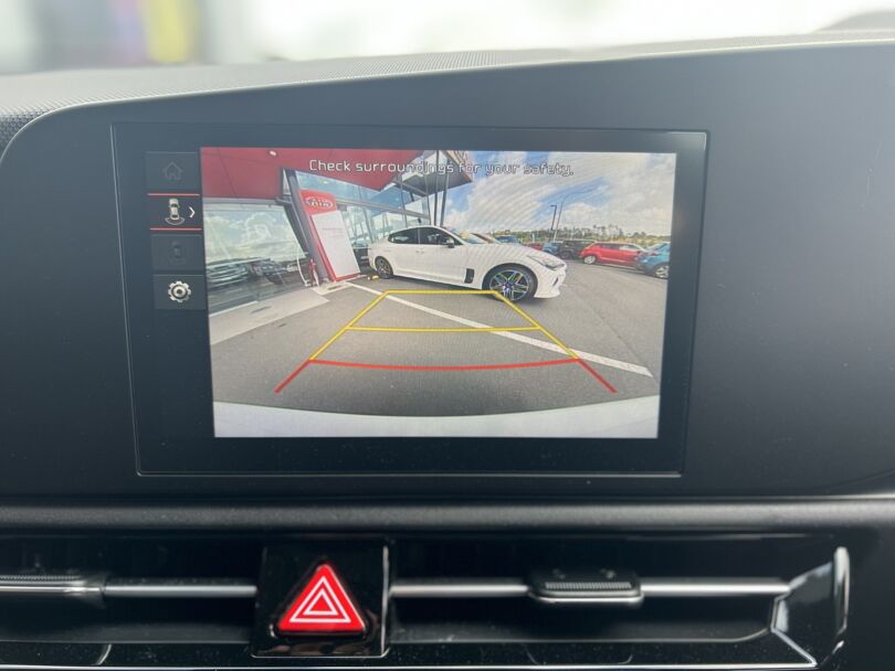 2023 Kia Niro 14