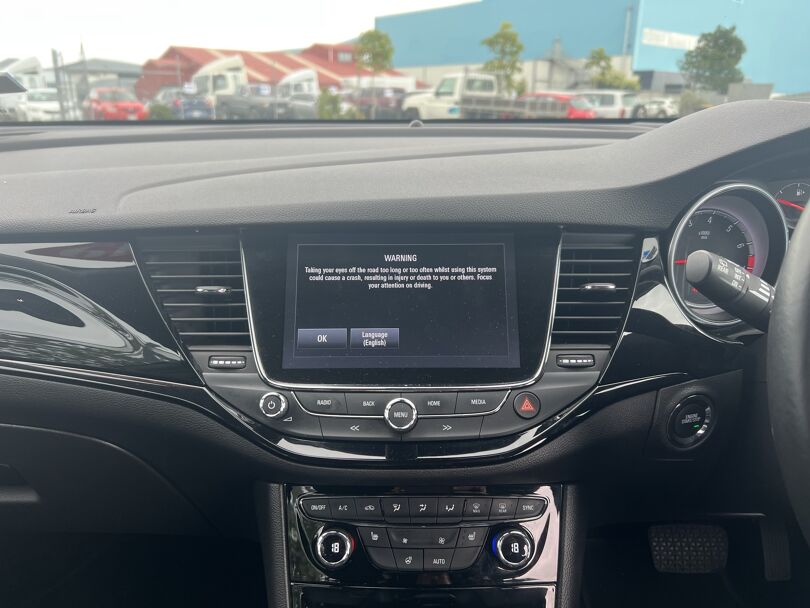 2019 Holden Astra 12