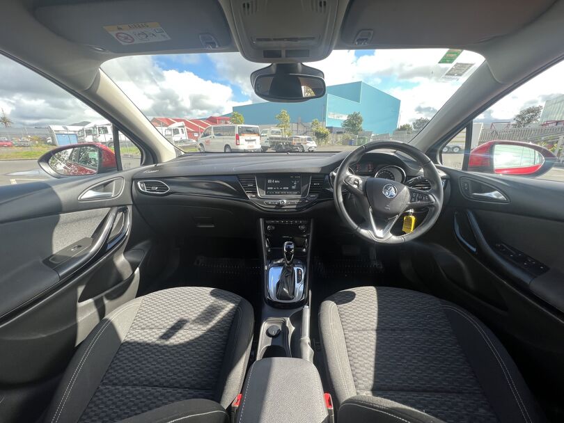 2018 Holden Astra 11