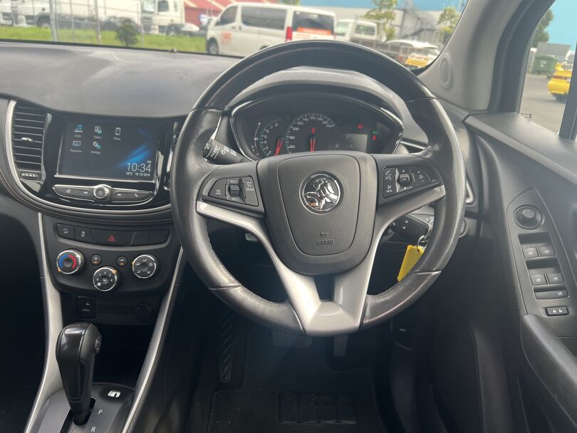 2018 Holden Trax 16