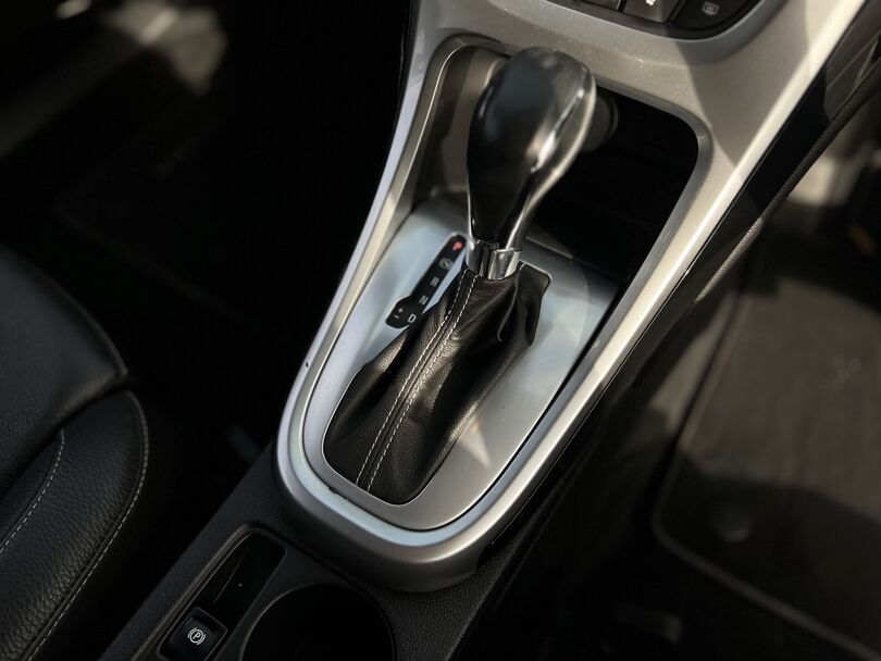 2015 Holden Astra 14