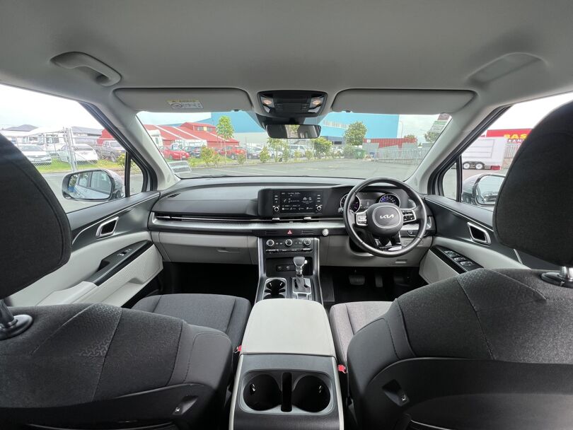 2023 Kia Carnival 16