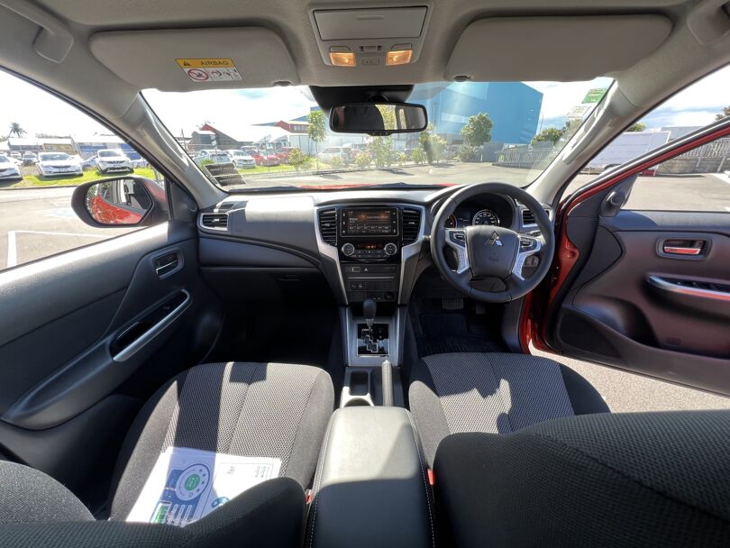 2023 Mitsubishi Triton 12