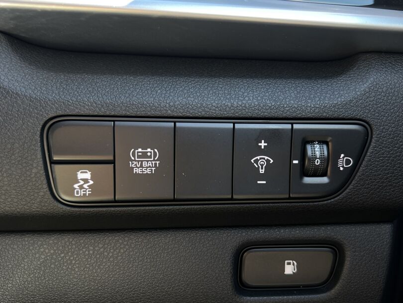 2023 Kia Niro Plus 16