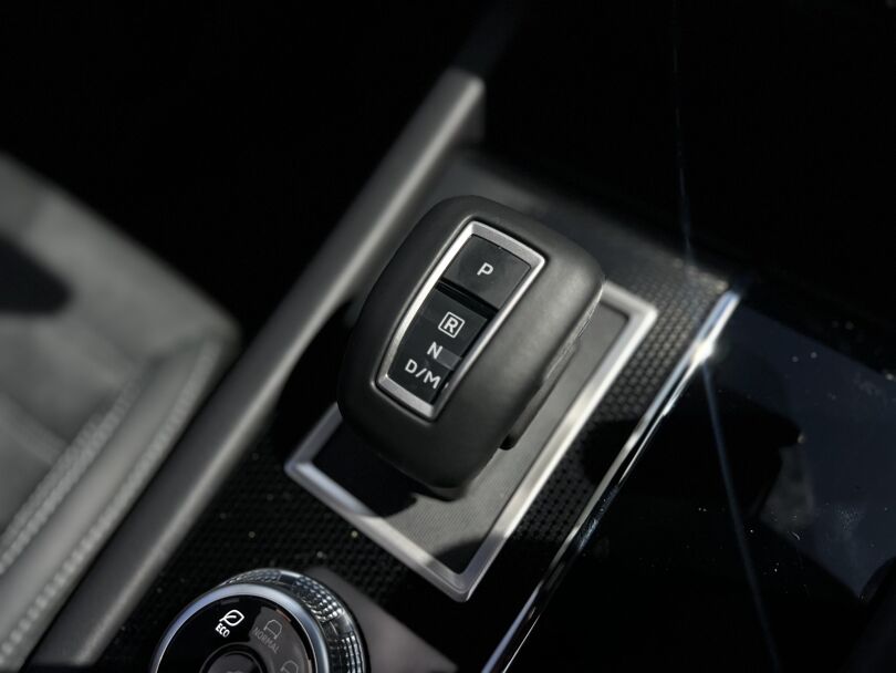 2023 Mitsubishi Outlander 17