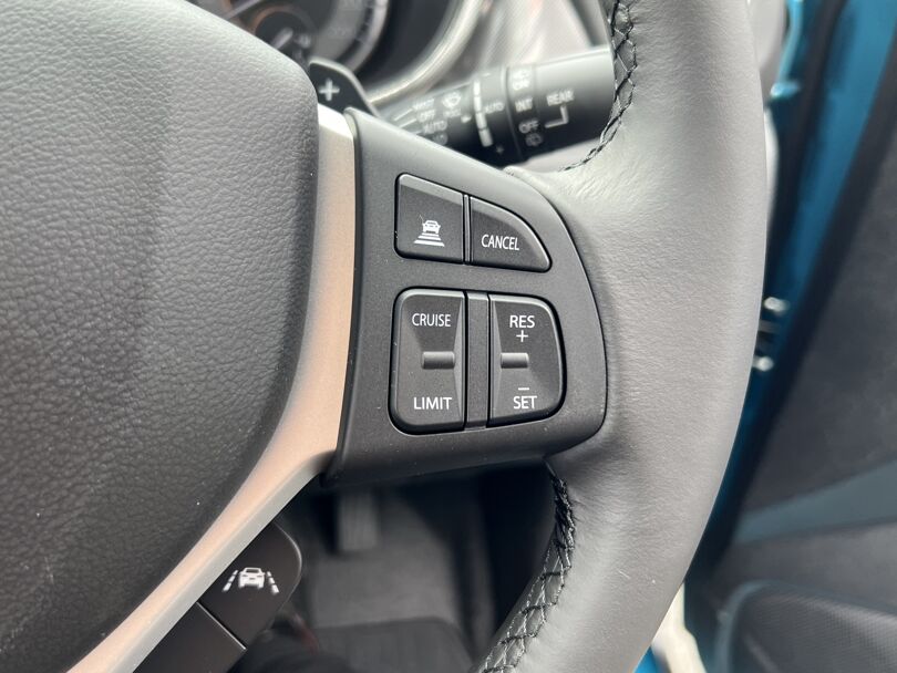 2023 Suzuki Vitara 18