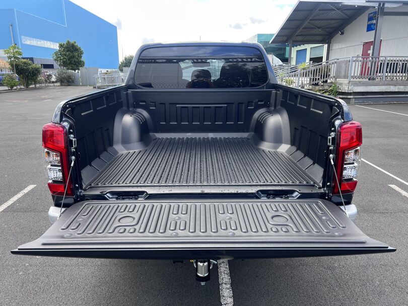 2023 Mitsubishi Triton 10