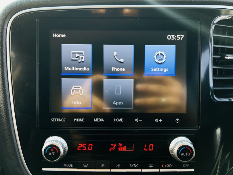 2021 Mitsubishi Outlander 10