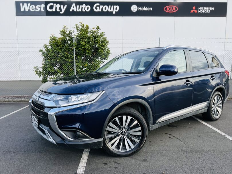 2021 Mitsubishi Outlander 2