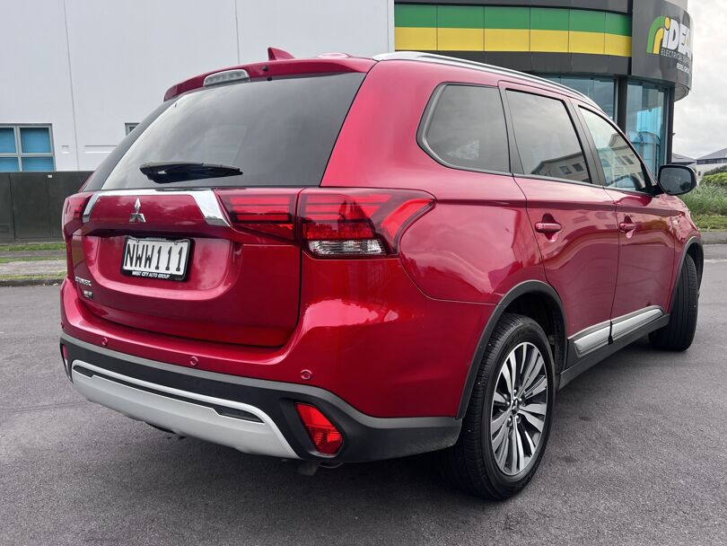 2021 Mitsubishi Outlander 6
