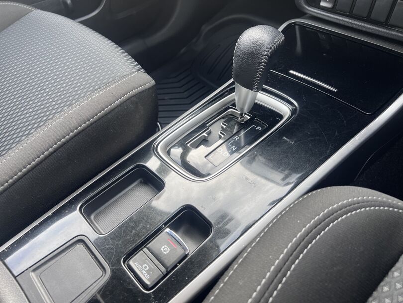 2021 Mitsubishi Outlander 21