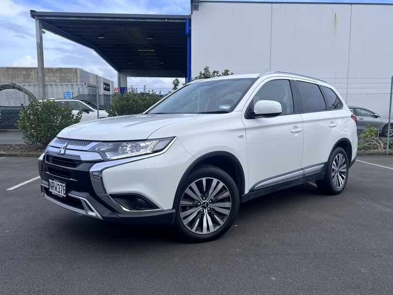 2021 Mitsubishi Outlander 5