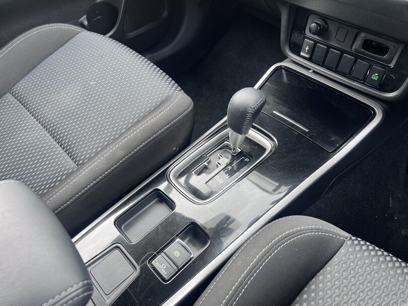 2021 Mitsubishi Outlander 19