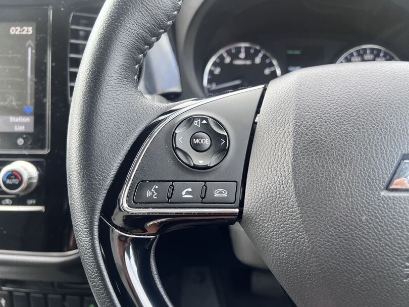 2021 Mitsubishi Outlander 21