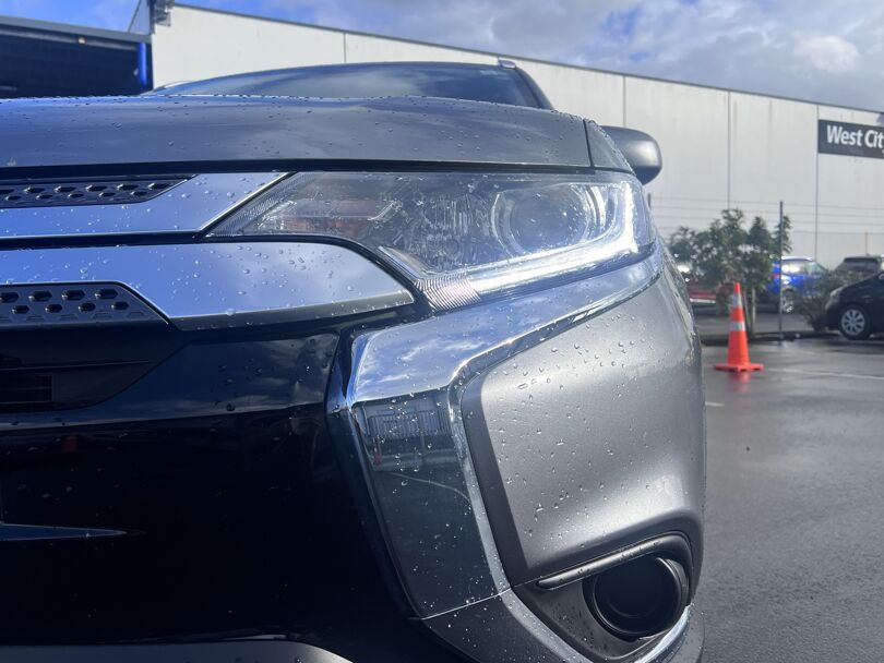 2021 Mitsubishi Outlander 3