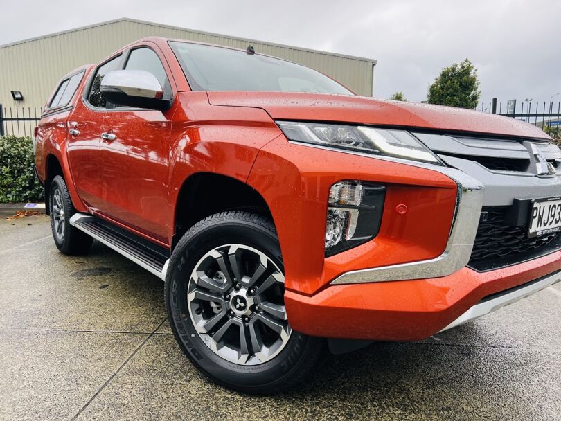2023 Mitsubishi Triton 4