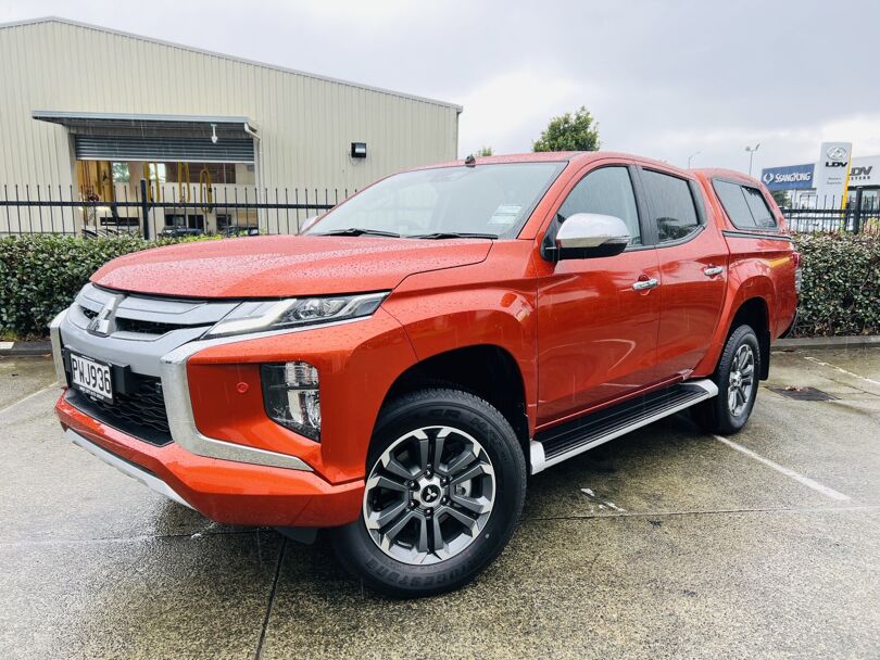 2023 Mitsubishi Triton 2