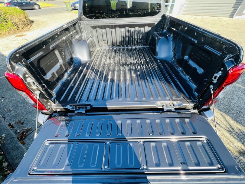 2023 Mitsubishi Triton 5