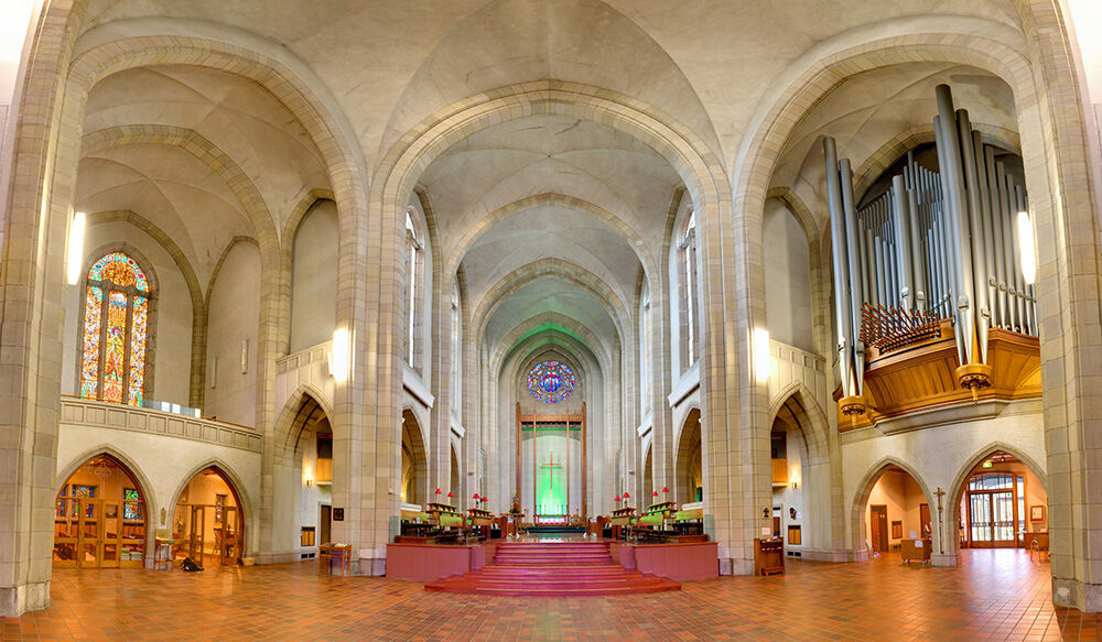 holy trinity cathedral arches