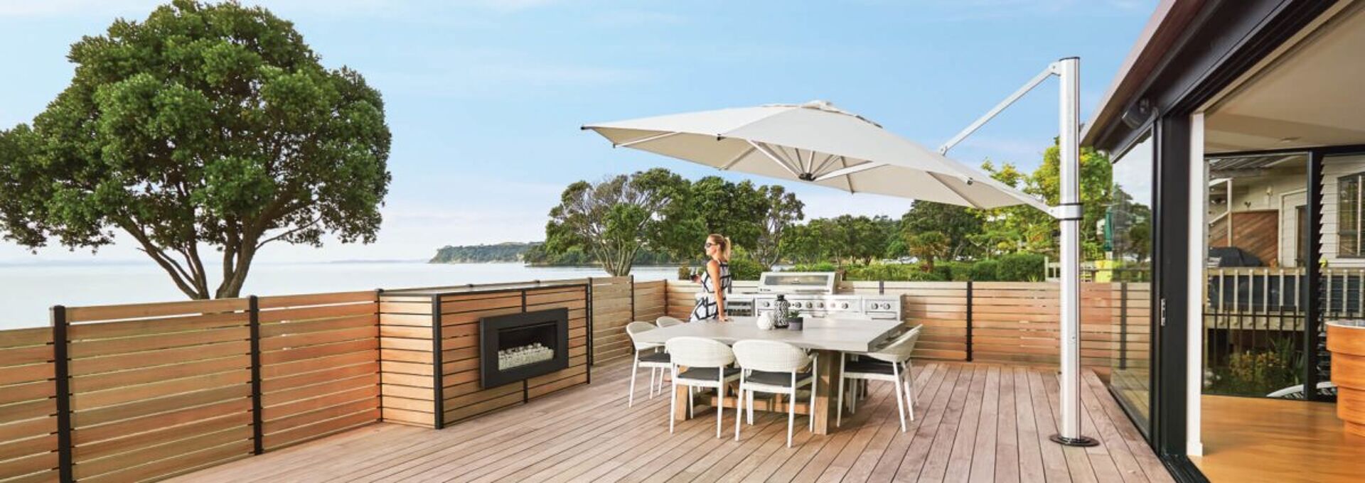Large Cantilever Umbrella White in NZ